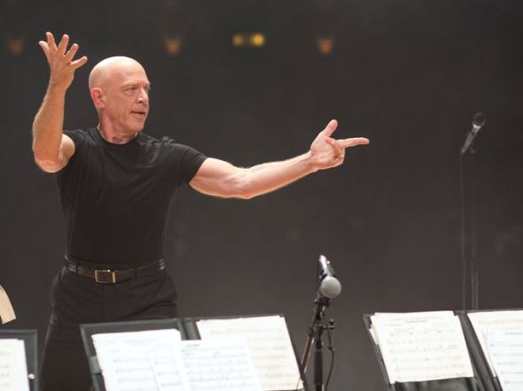 635483774418719401-01-simmons